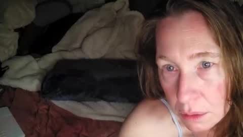 FabOmobono online show from 12/30/24, 08:43