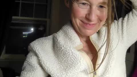 FabOmobono online show from 01/19/25, 11:00