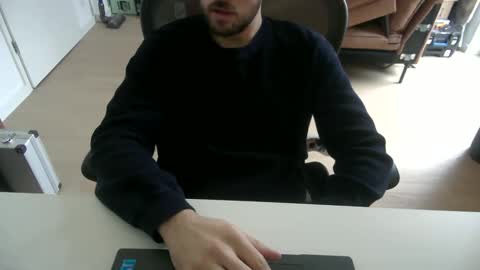 Call me bitch online show from 12/17/25, 11:05