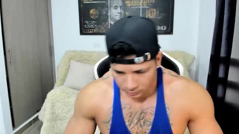 Snapshot of fabian_arango chatting on 02/18/26, 01:56 Fabian arango online show from 02/18/26, 01:56