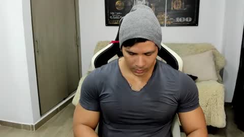 Snapshot of fabian_arango chatting on 06/30/26, 11:33 Fabian arango online show from 06/30/26, 11:33