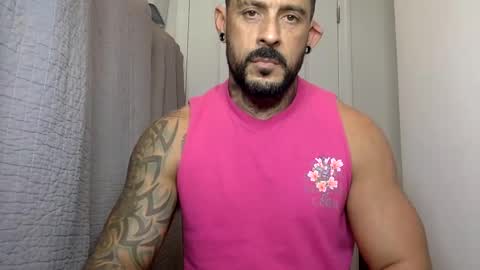 Snapshot of fabianelgalan chatting on 02/01/25, 04:35 Fabianelgalan online show from 02/01/25, 04:35