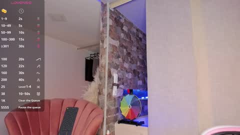 Thianna online show from 12/04/24, 07:01