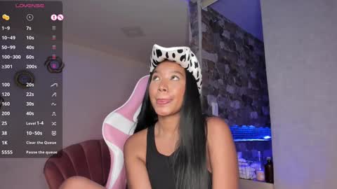 Thianna online show from 02/12/25, 10:24