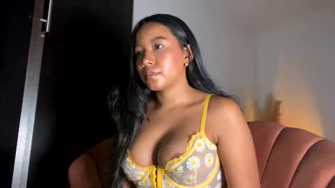 Thianna online show from 11/13/25, 09:19