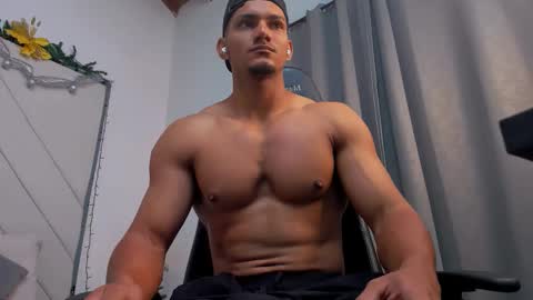 FABIO online show from 12/17/25, 12:11