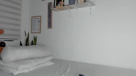 Snapshot of fabrizio_amery chatting on 11/16/25, 12:38 - A N D E R online show from 11/16/25, 12:38