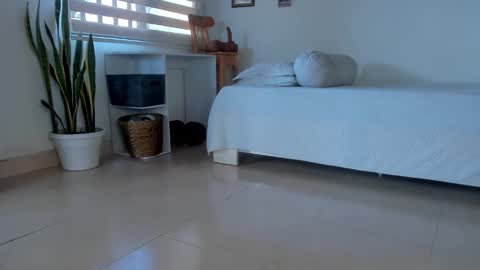 Snapshot of fabrizio_amery chatting on 12/15/25, 03:05 - A N D E R online show from 12/15/25, 03:05