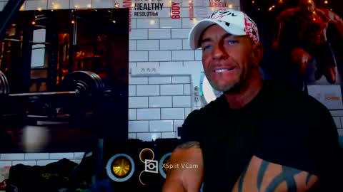 Snapshot of fabxxxl chatting on 01/07/25, 01:57 fabxxxl online show from 01/07/25, 01:57