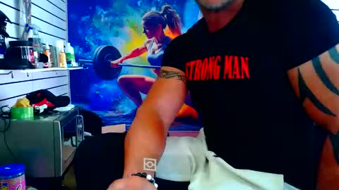 fabxxxl online show from 04/22/26, 12:28