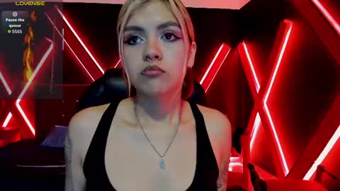 Snapshot of fabzy_fab chatting on 07/20/26, 01:24 fabzy online show from 07/20/26, 01:24