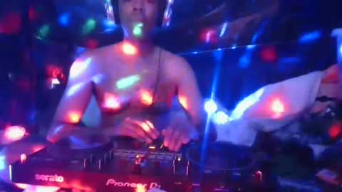 fadeyisteven32 online show from 07/04/26, 05:46