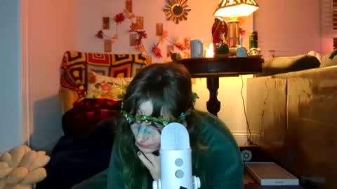 Snapshot of faequeenmommy chatting on 12/08/24, 12:18 Goddess Fae the Feral Fairy Witch online show from 12/08/24, 12:18