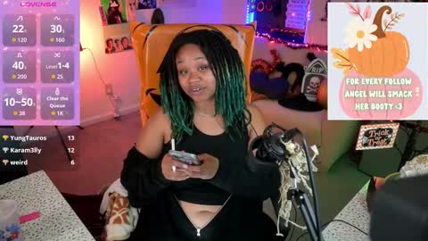 aisha online show from 10/25/25, 12:51