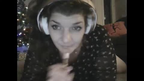 Snapshot of faidramae chatting on 12/21/24, 12:16 faidra mae online show from 12/21/24, 12:16