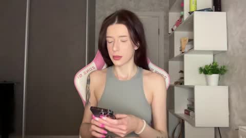 Bloom  online show from 04/01/26, 03:20