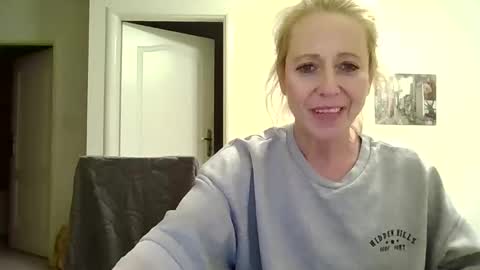 Fairy NightMary online show from 11/18/25, 02:54