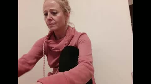 Fairy NightMary online show from 01/05/26, 06:00