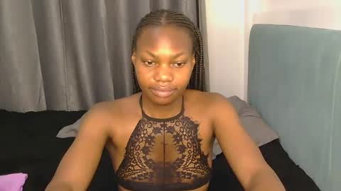 fairy_pearl online show from 04/20/26, 06:27