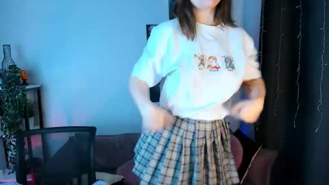 Tara online show from 11/19/25, 06:02