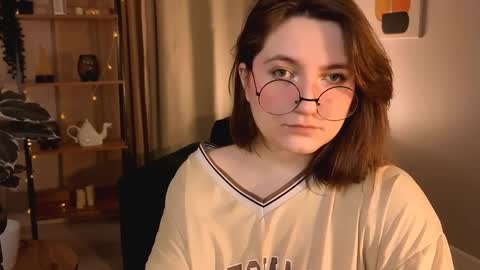 Tara online show from 04/08/26, 07:08