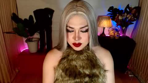 CLAUDIA VALVALERA online show from 11/12/25, 06:03