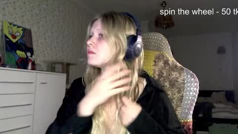 Arisha online show from 09/26/25, 06:56