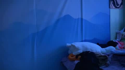 Ilona online show from 02/11/26, 08:41