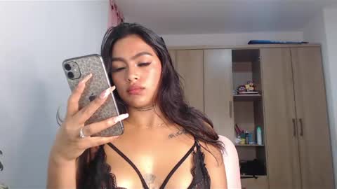 fairylatin online show from 01/05/25, 11:26