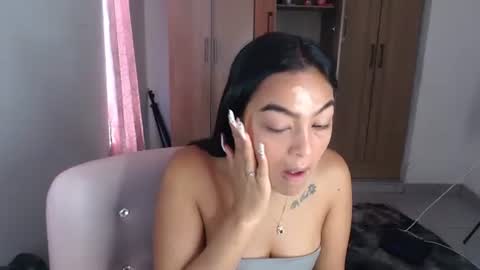 fairylatin online show from 02/02/25, 01:30