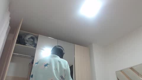 fairylatin online show from 10/21/25, 10:38