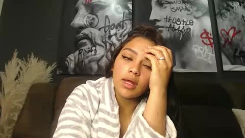 fairylatin online show from 10/26/25, 12:44