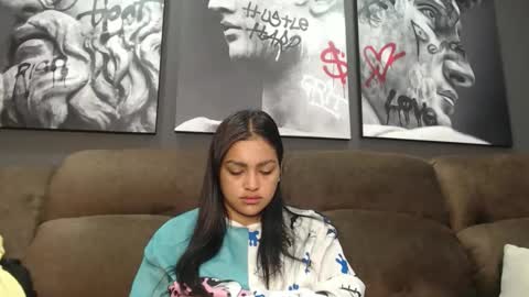 fairylatin online show from 11/16/25, 02:11