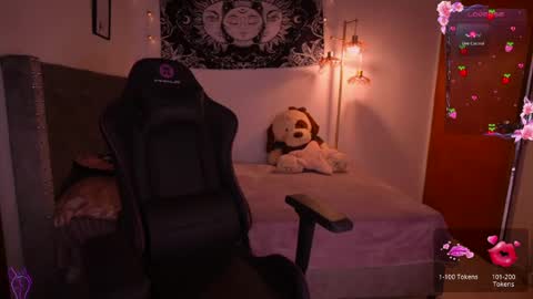 Fairy Lily online show from 04/17/26, 08:12