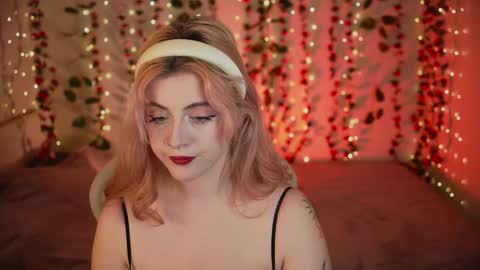 Snapshot of fairyvi chatting on 03/05/26, 04:58 Vi online show from 03/05/26, 04:58