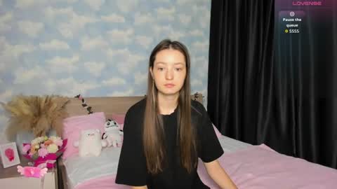 Snapshot of fairyylinaa chatting on 07/22/26, 02:58 fairyylinaa online show from 07/22/26, 02:58