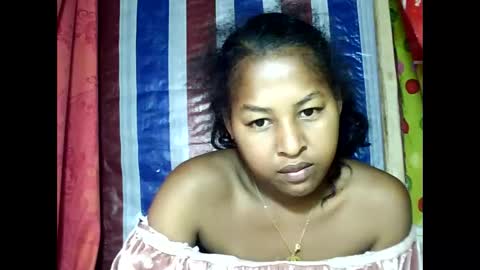 Snapshot of faissane9794 chatting on 02/22/26, 09:13 faissane9794 online show from 02/22/26, 09:13