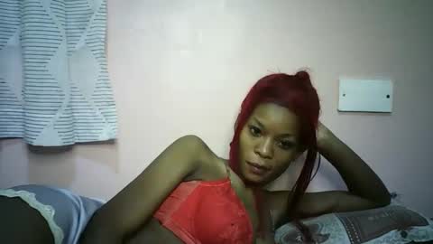 faizah_ online show from 04/30/26, 04:13