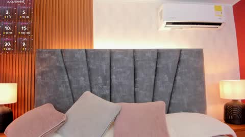  Leila.... online show from 04/10/26, 12:21