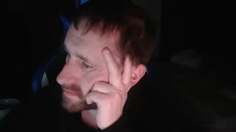 falcn2001 online show from 01/18/26, 04:05