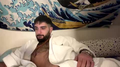 Snapshot of falcon797 chatting on 03/02/25, 09:54 falcon797 online show from 03/02/25, 09:54