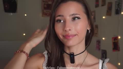 Kaori online show from 10/22/25, 07:13