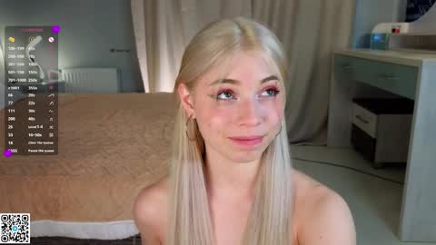 Emilia online show from 03/11/25, 07:15