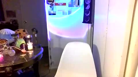 Snapshot of fallen_jezabel chatting on 10/22/25, 09:09 fallen_jezabel online show from 10/22/25, 09:09