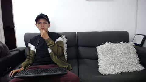 FallGays online show from 01/29/25, 02:19