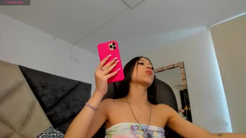 Snapshot of faloonroussel chatting on 03/03/26, 07:20 Faloon online show from 03/03/26, 07:20