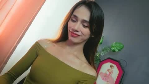 Snapshot of familystroke_twinny8 chatting on 10/27/25, 07:45 Alexandra x Alexandro online show from 10/27/25, 07:45