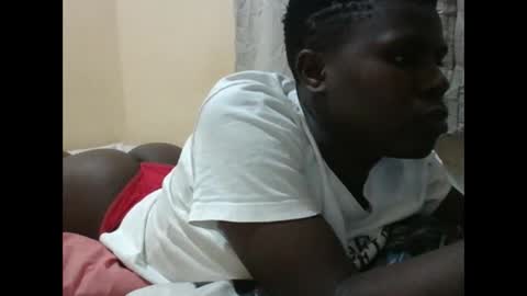 Snapshot of fancy_berry chatting on 05/15/26, 02:57 fancy berry online show from 05/15/26, 02:57