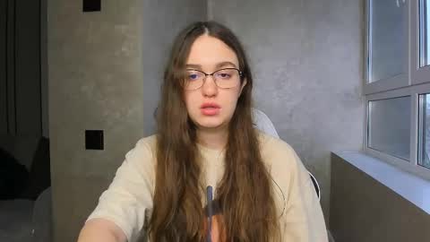 fancy bunny online show from 01/28/25, 12:00