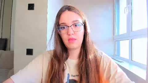 fancy bunny online show from 02/12/25, 12:22